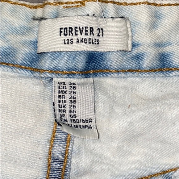 Forever 21 Jeans - Picture 2 of 3